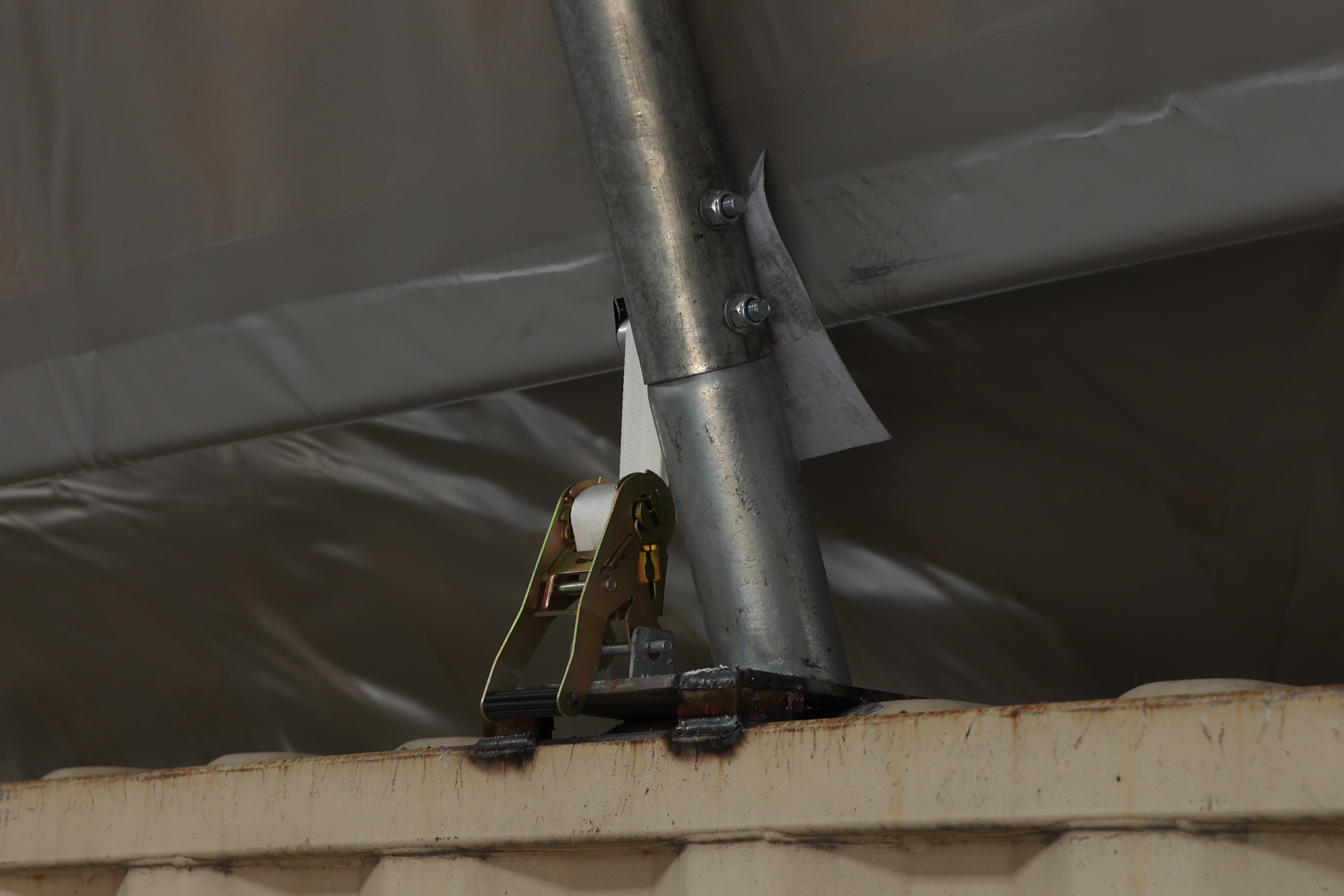 Zadaszenia kontenerowe — 26 stóp x 40 stóp x 10 stóp (8 m x 12 m x 3 m)