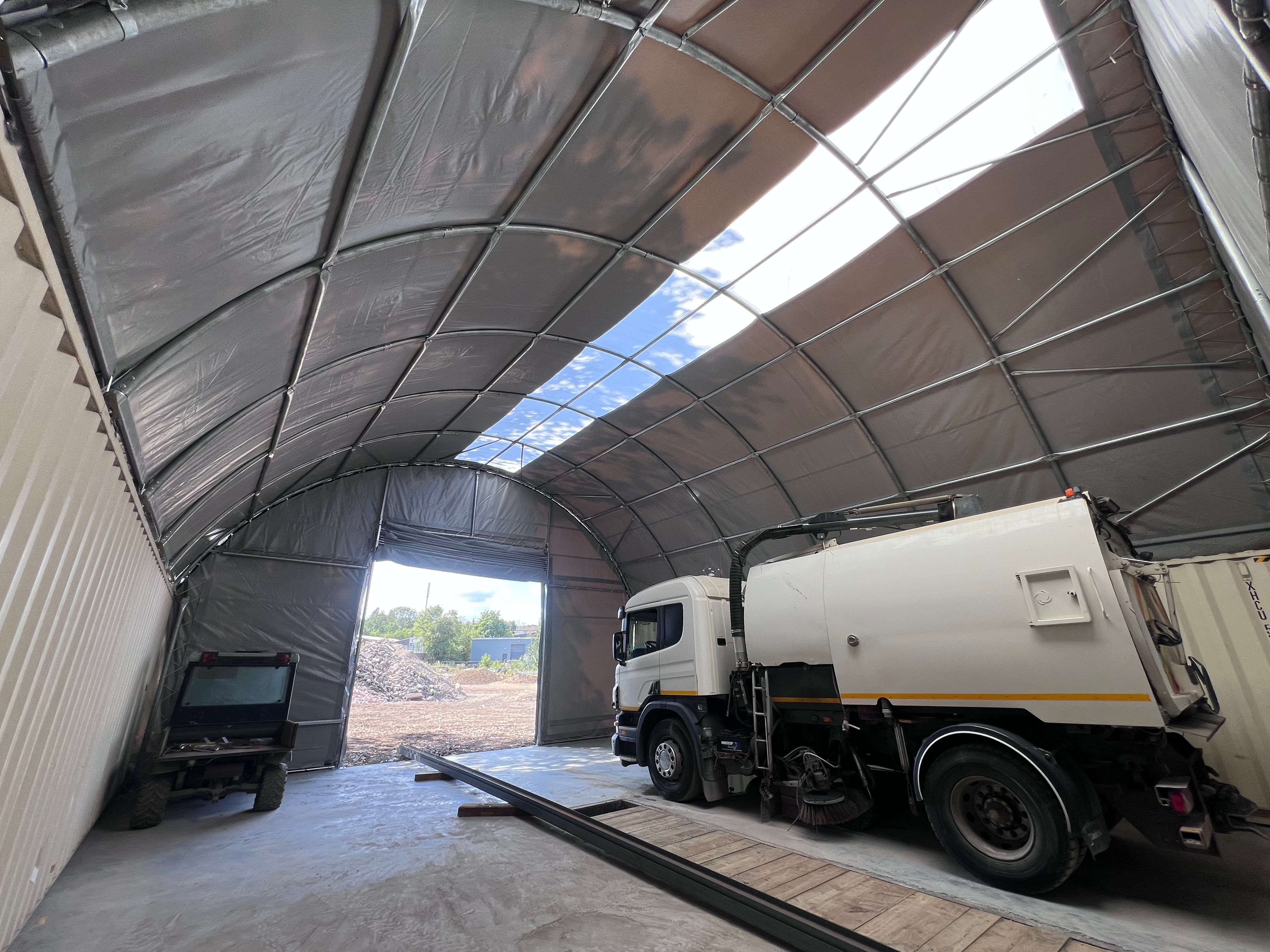 Zadaszenia kontenerowe — 26 stóp x 40 stóp x 10 stóp (8 m x 12 m x 3 m)