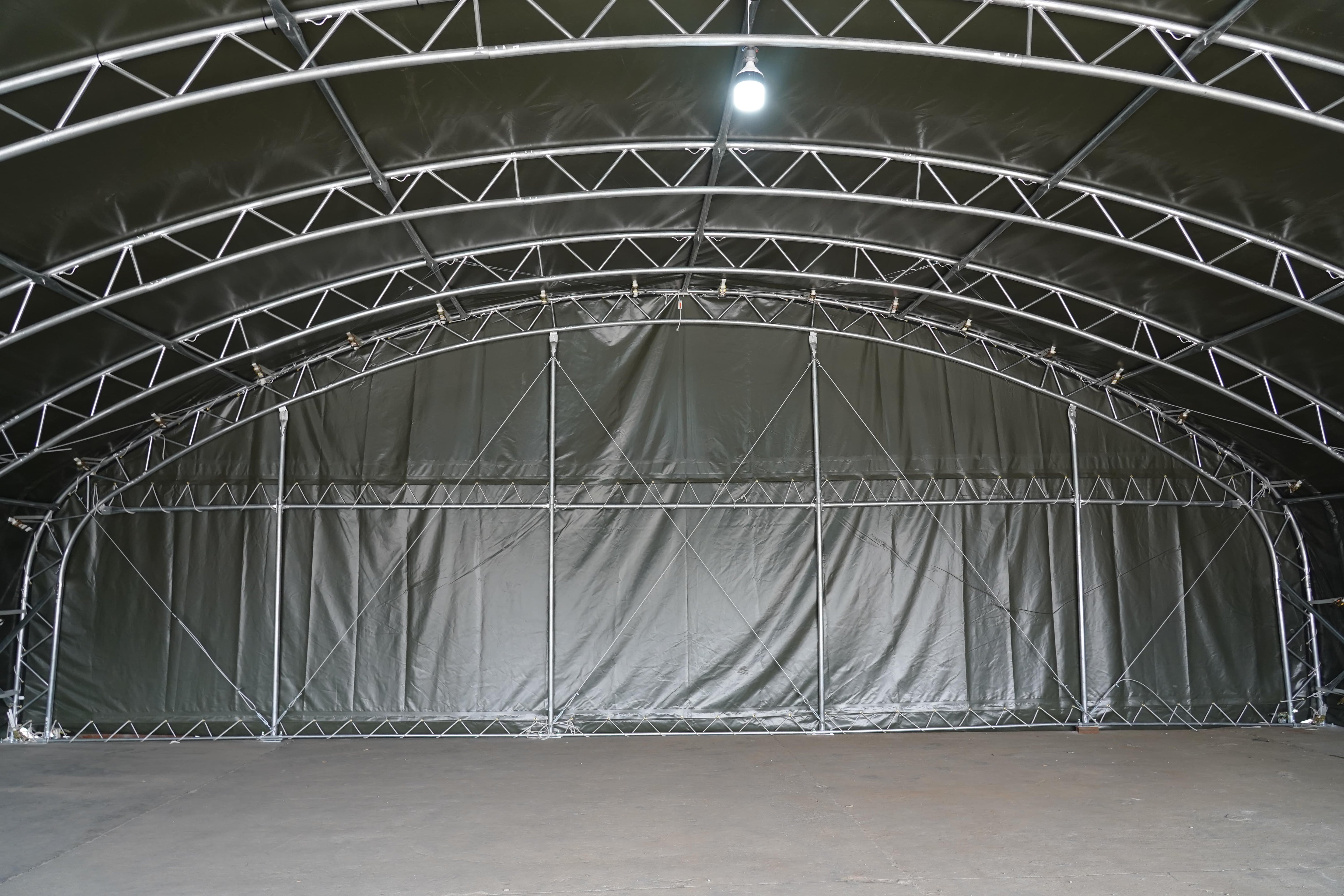 Hangar lotniczy | Zielony