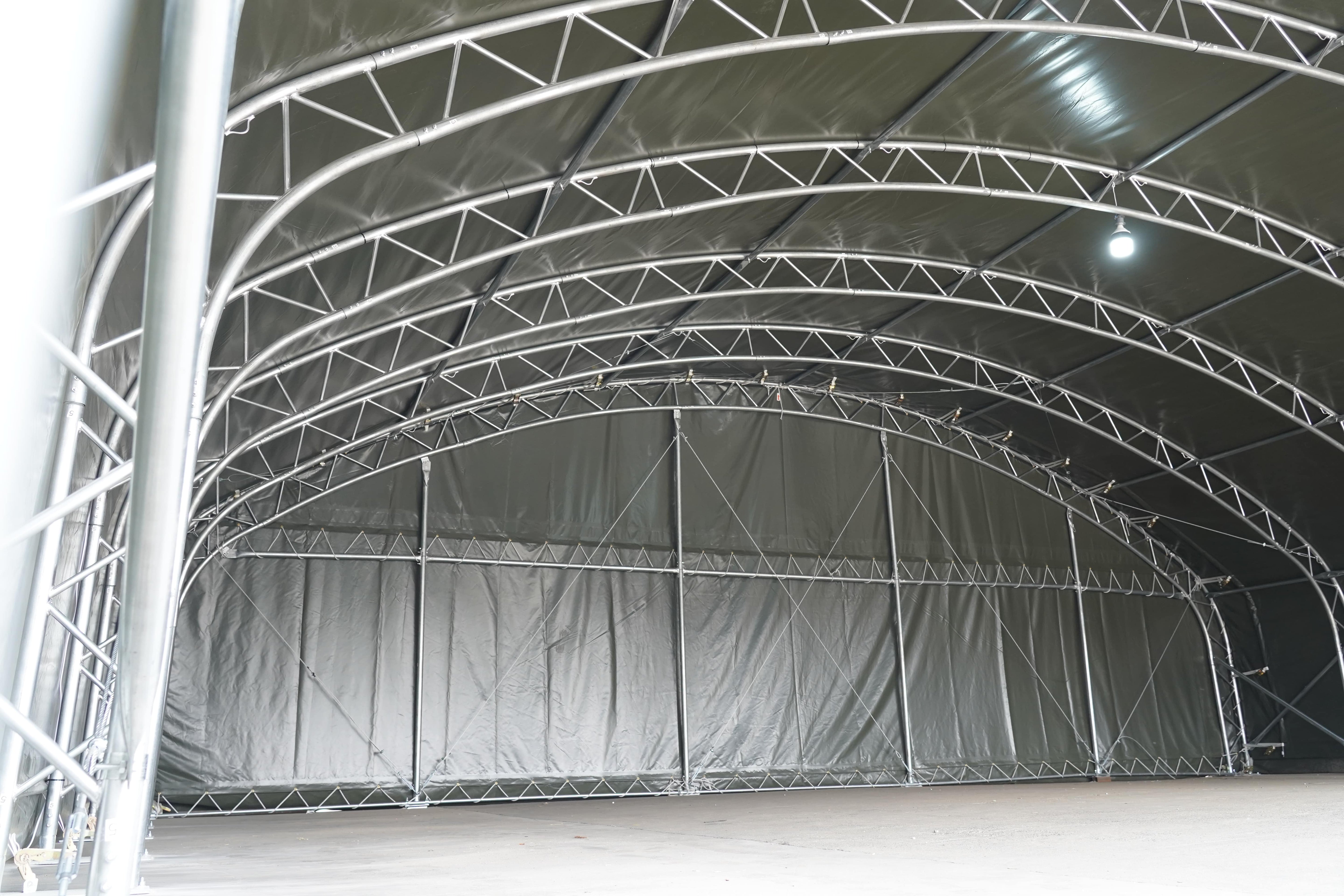 Hangar lotniczy | Zielony